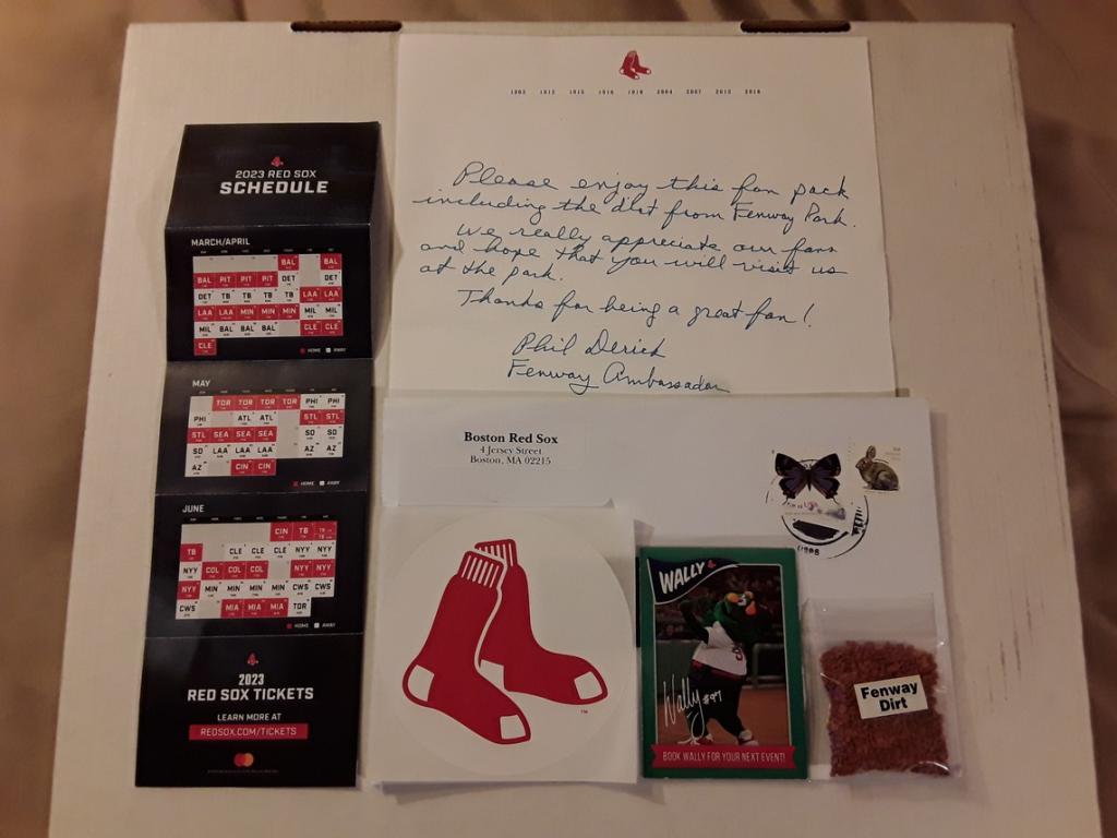 Boston_Red_Sox_Fan_Pack_2023.jpg
